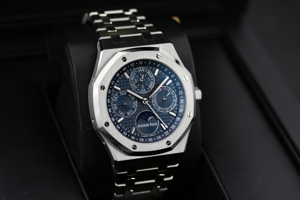 Audemars Piguet Royal Oak Perpetual Calendar 26574ST.OO.1220ST.02 Image 2